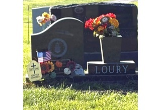 Customer memorial tribute honoring a veteran